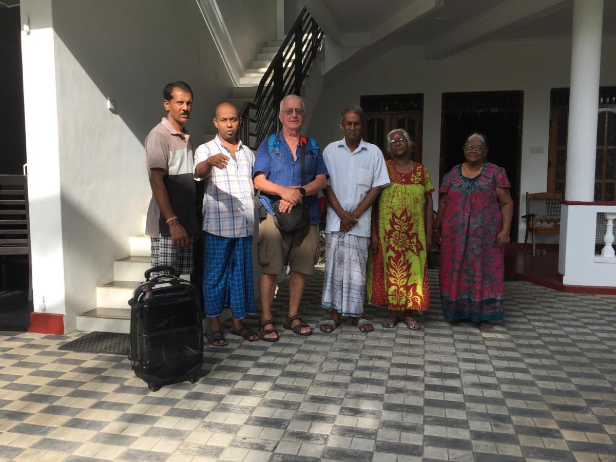Roabaa Guesthouse Batticaloa Esterno foto
